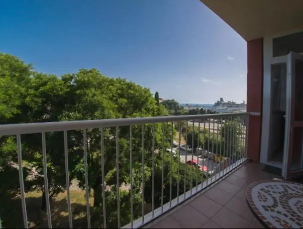 Close To Everything Need דירה *