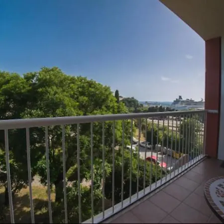 Close To Everything Need Apartamento *